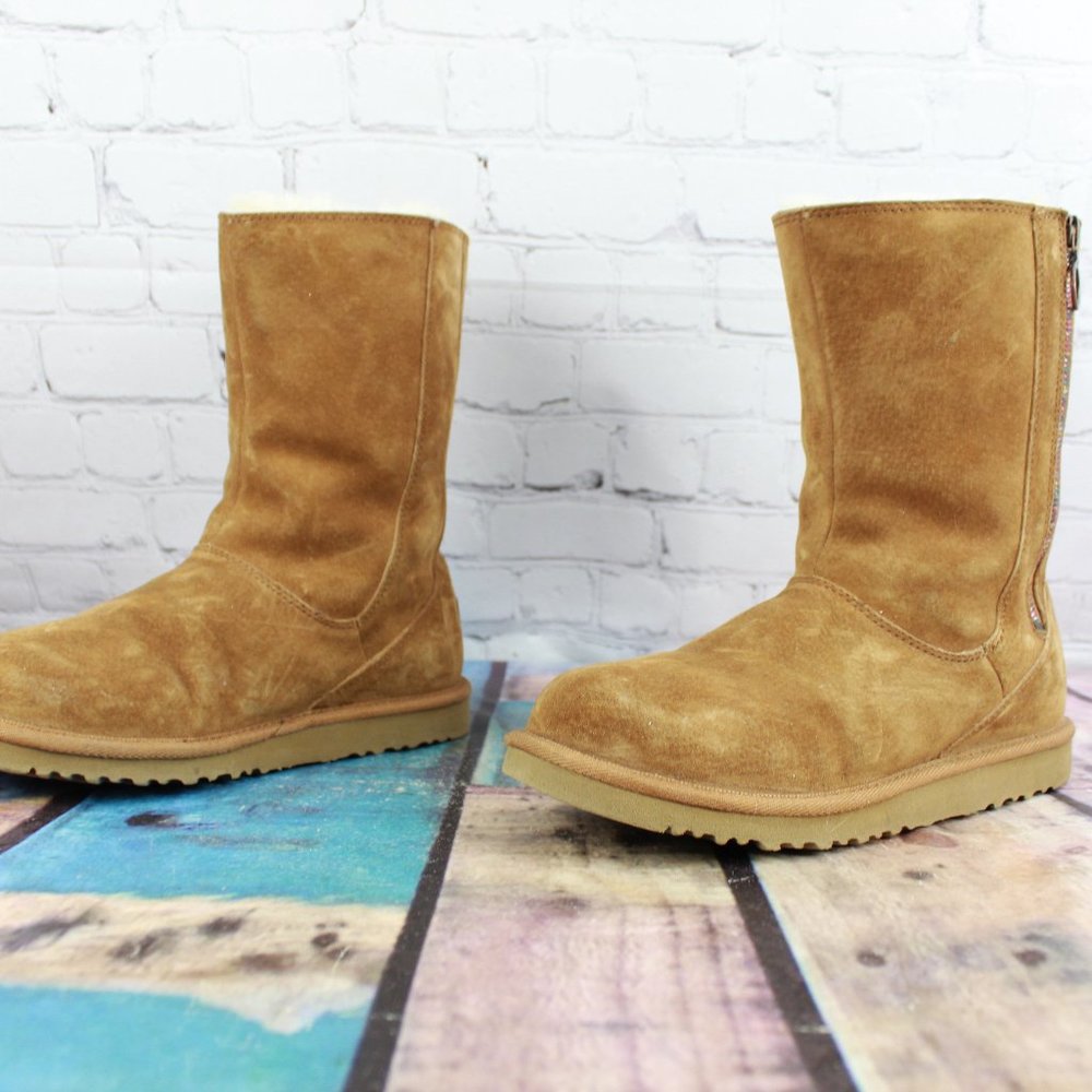 UGG Payton Brown Suede Fleece Lined Rainbow Zipper Winter Boots Rare Size 5 M - Picture 2 of 9